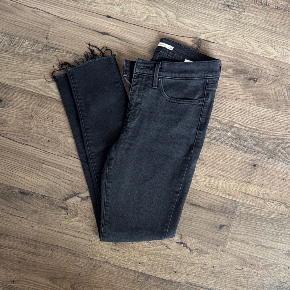 Levi’s 311 Shaping Skinny Women's Black Jeans